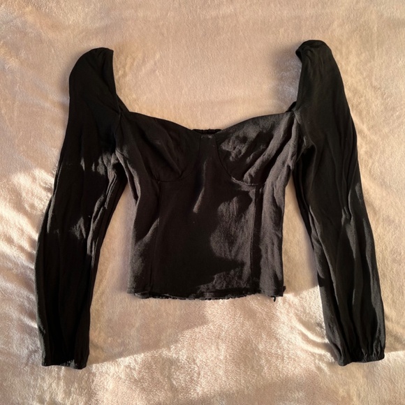 Reformation Reign Top Black 2 - Picture 6 of 7